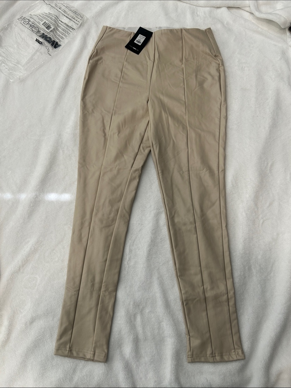 Fashion Nova Men's Slim Dress Pants in Beige